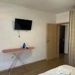 за гости марти гр