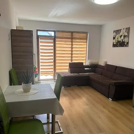 за гости марти гр Apartament *