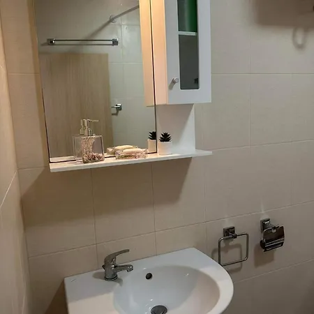за гости марти гр Appartement Obzor